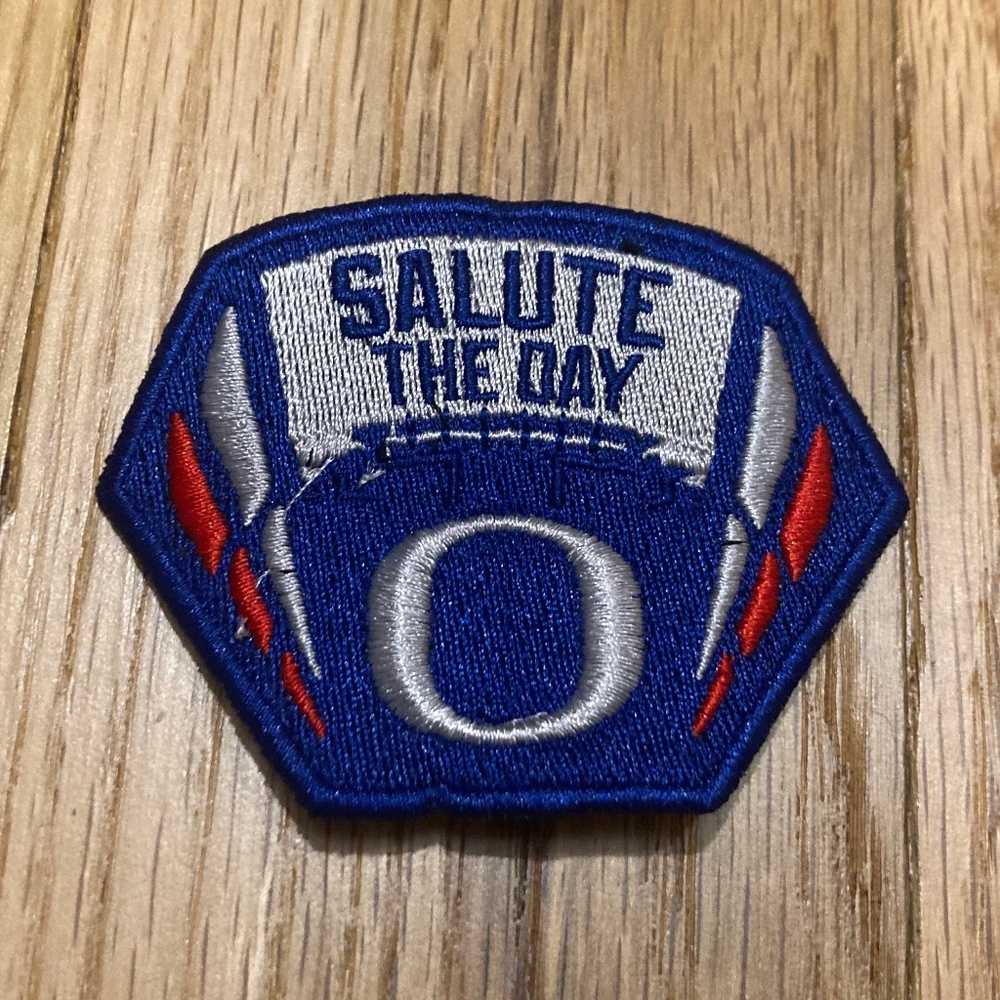 RARE University of Oregon - Salute The Day Patch (UO, Football, Ducks)